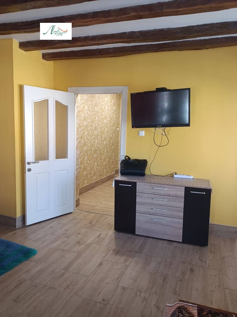 Дава под наем 1-СТАЕН, гр. Шумен, Куршун чешма, снимка 2 - Апартаменти - 52820370