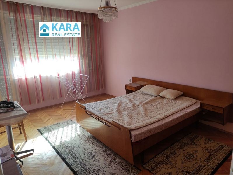 Дава под наем 3-СТАЕН, гр. Кърджали, Студен кладенец, снимка 2 - Апартаменти - 52604470