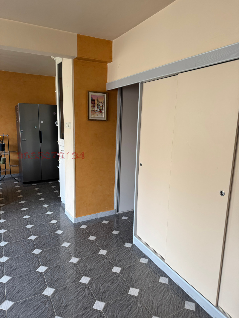 Дава под наем 3-СТАЕН, гр. София, Лозенец, снимка 3 - Апартаменти - 52838826