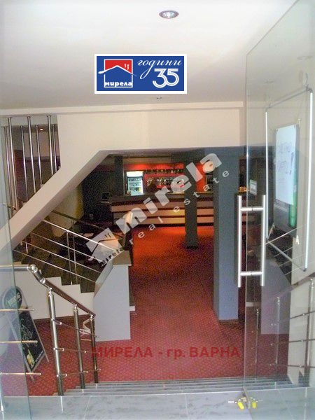 Дава под наем ЗАВЕДЕНИЕ, гр. Варна, Център, снимка 2 - Заведения - 54265118