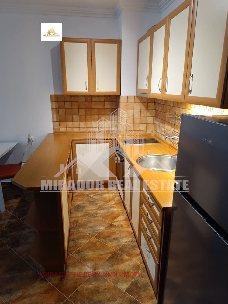 Дава под нем  1-стаен, град София, Гео Милев •  400 EUR • ID 44915488 — holmes.bg - [1] 