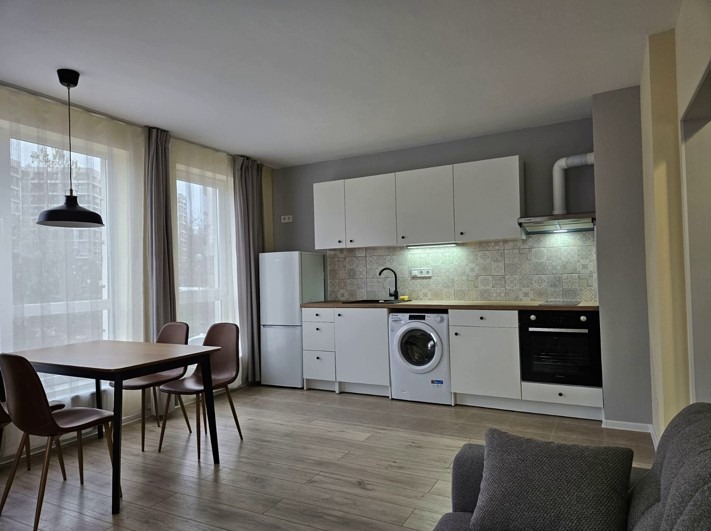 Zu vermieten  1 Schlafzimmer Sofia , Druschba 2 , 55 qm | 96869126