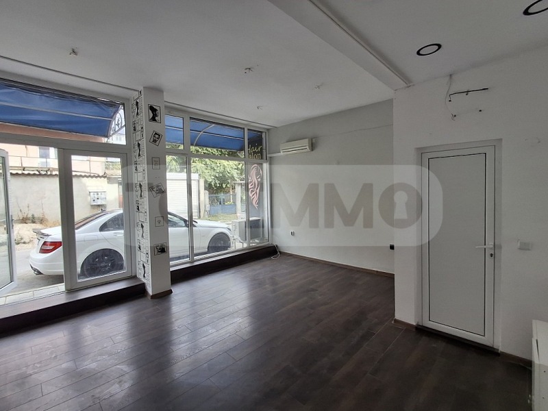 A louer  Boutique Varna , Tsveten kvartal , 30 m² | 28837453 - image [2]