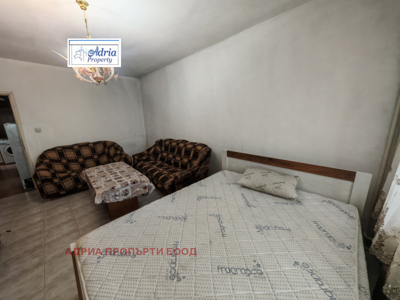 Дава под наем 2-СТАЕН, гр. София, Света Троица, снимка 2 - Апартаменти - 53419094