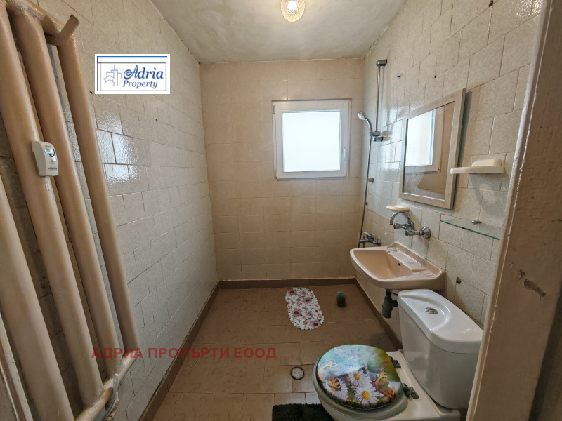 Дава под наем 2-СТАЕН, гр. София, Света Троица, снимка 9 - Апартаменти - 53419094