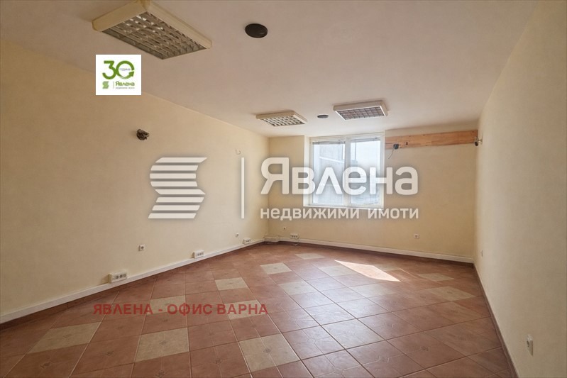 Дава под наем ОФИС, гр. Варна, ЖП Гара, снимка 3 - Офиси - 53892985