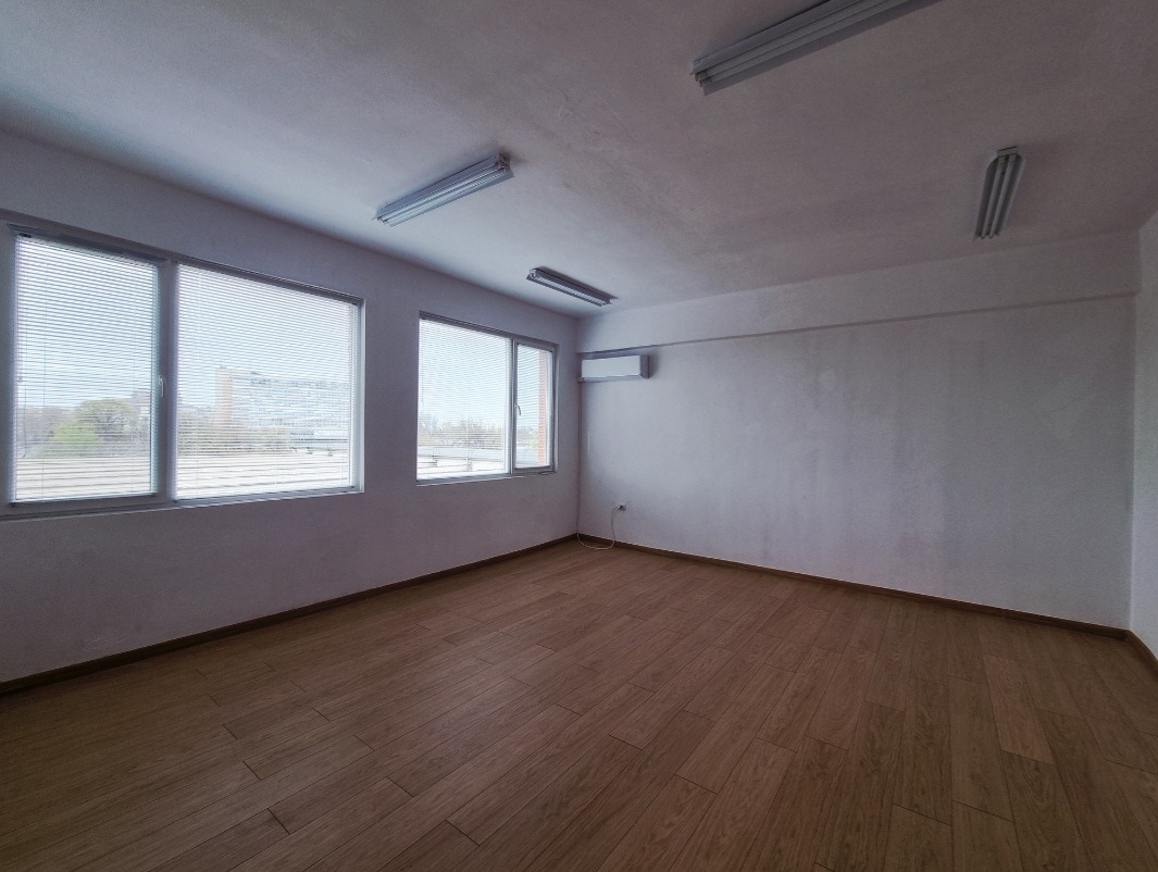 Дава под наем ОФИС, гр. Пловдив, Център