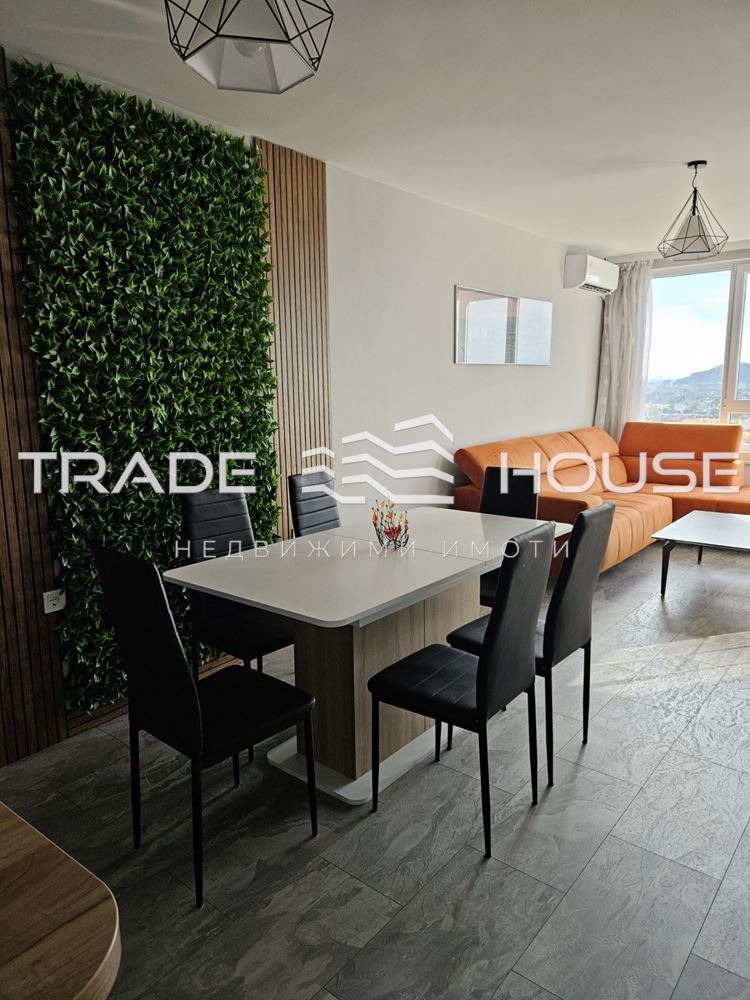 Te huur  1 slaapkamer Plovdiv , Trakija , 60 m² | 94683061