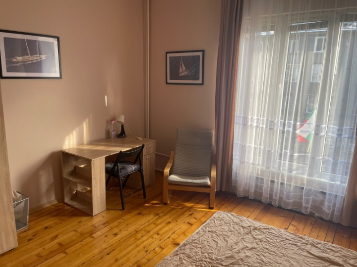 Дава под наем 4-СТАЕН, гр. София, Център, снимка 2 - Апартаменти - 54330469