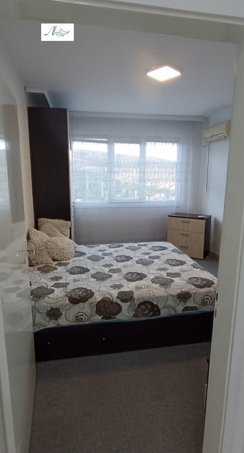 Vuokrattavana  1 makuuhuone Šumen , Bojan Balgaranov 1 , 68 neliömetriä | 21468631 - kuva [2]