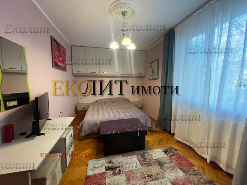 Дава под наем 2-СТАЕН, гр. София, Света Троица, снимка 5 - Апартаменти - 52827182