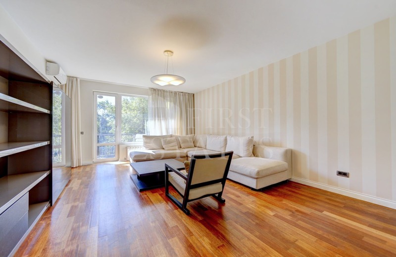 Дава под наем 3-СТАЕН, гр. София, Център, снимка 3 - Апартаменти - 53021103