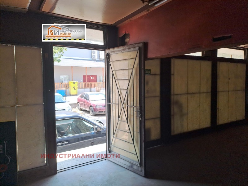 En renta  Almacenamiento Plovdiv , Industrialna zona - Sever , 85 metros cuadrados | 50187281 - imagen [3]