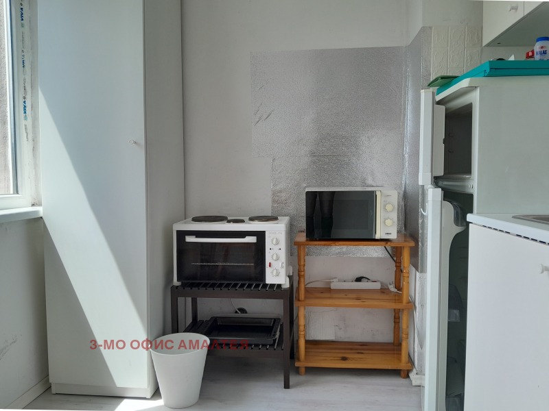 Kiadó  Stúdió Sofia , Ljulin 9 , 42 négyzetméter | 97034757 - kép [9]