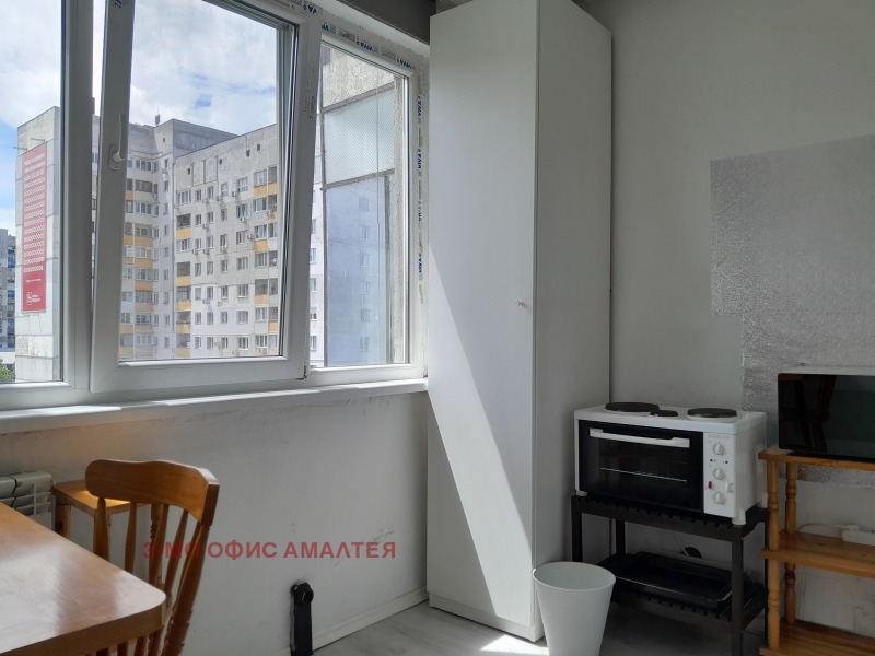 Kiadó  Stúdió Sofia , Ljulin 9 , 42 négyzetméter | 97034757 - kép [8]