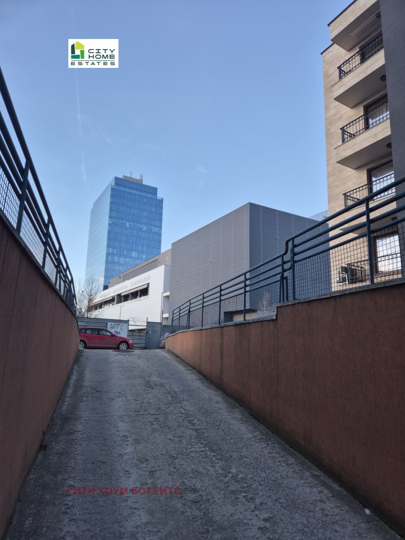 Дава под наем ГАРАЖ, ПАРКОМЯСТО, гр. София, Гоце Делчев