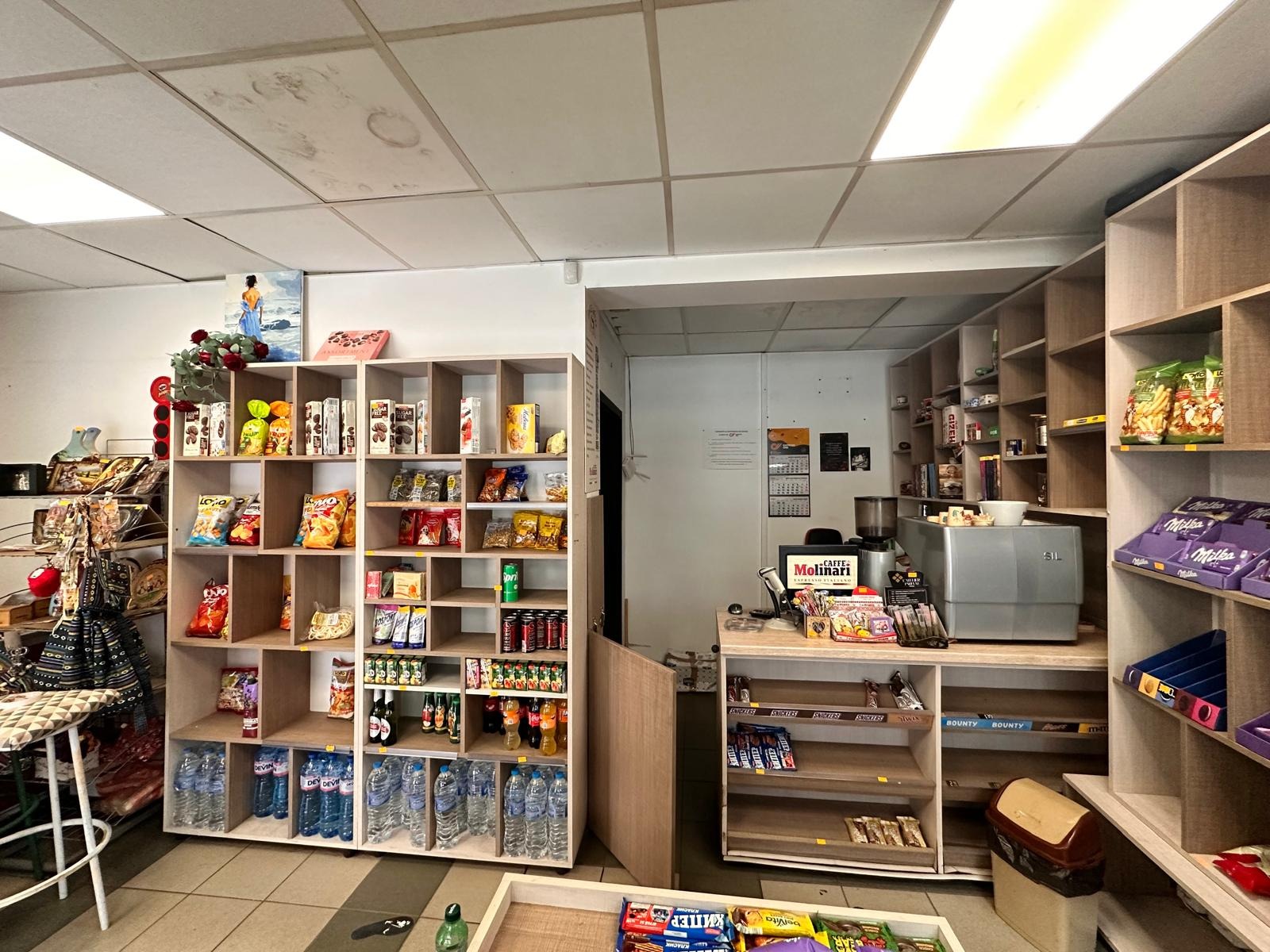 Дава под наем МАГАЗИН, гр. Банско, област Благоевград, снимка 6 - Магазини - 54216899