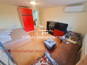 Studio Lazur, Burgas