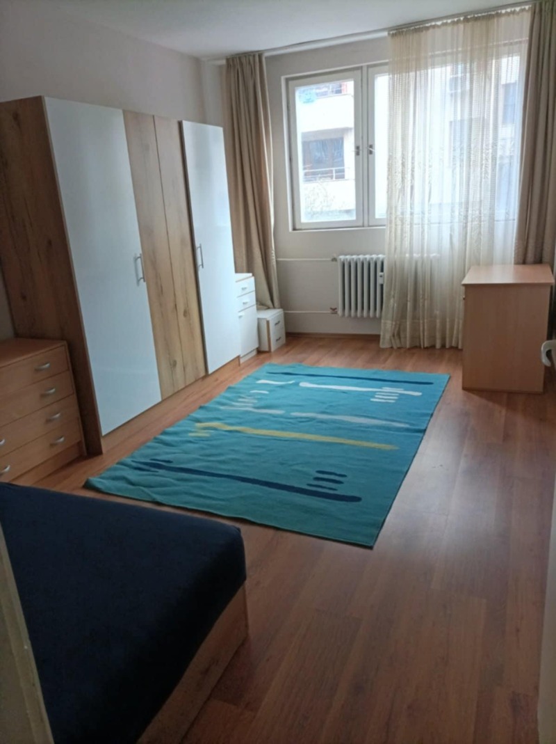 Til leje  1 soveværelse Sofia , Meditsinska akademiya , 70 kvm | 48110821 - billede [3]
