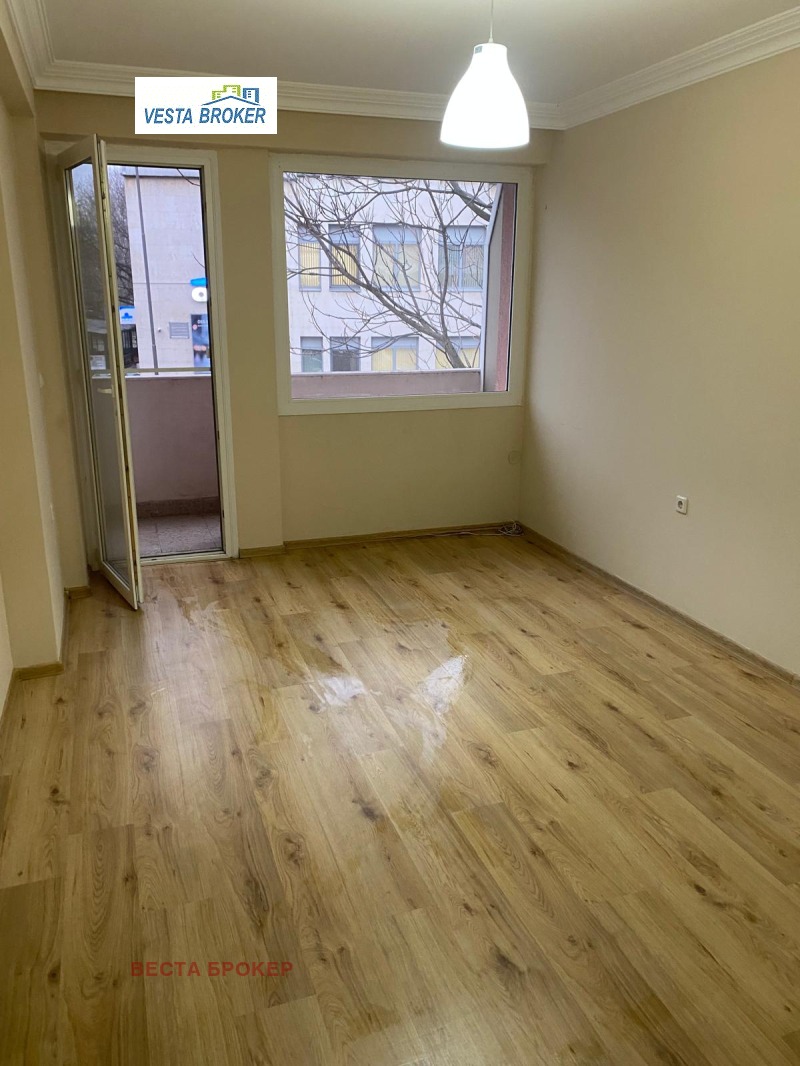 Дава под наем 3-СТАЕН, гр. Кърджали, Център, снимка 7 - Апартаменти - 53273094