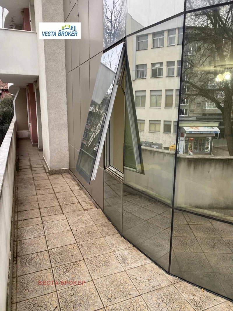 Дава под наем 3-СТАЕН, гр. Кърджали, Център, снимка 5 - Апартаменти - 53273094