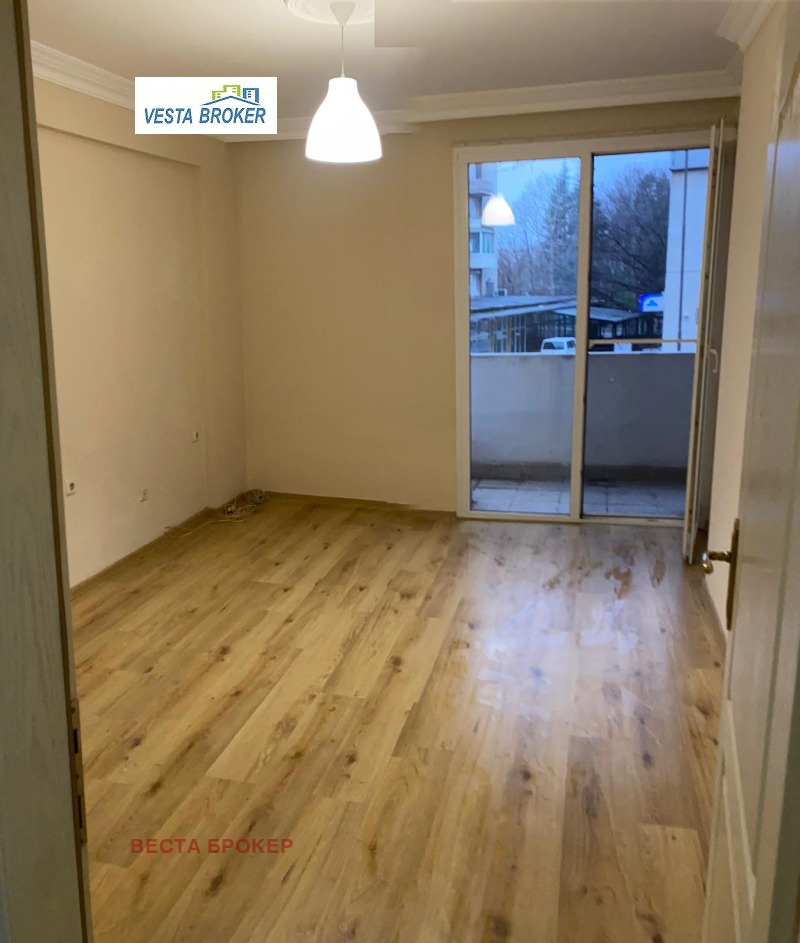 Дава под наем 3-СТАЕН, гр. Кърджали, Център, снимка 8 - Апартаменти - 53273094