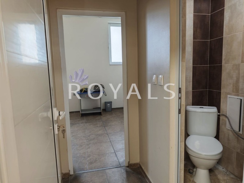 Издаје се  Схоп Варна , Колхозен пазар , 76 м2 | 15495704 - слика [3]