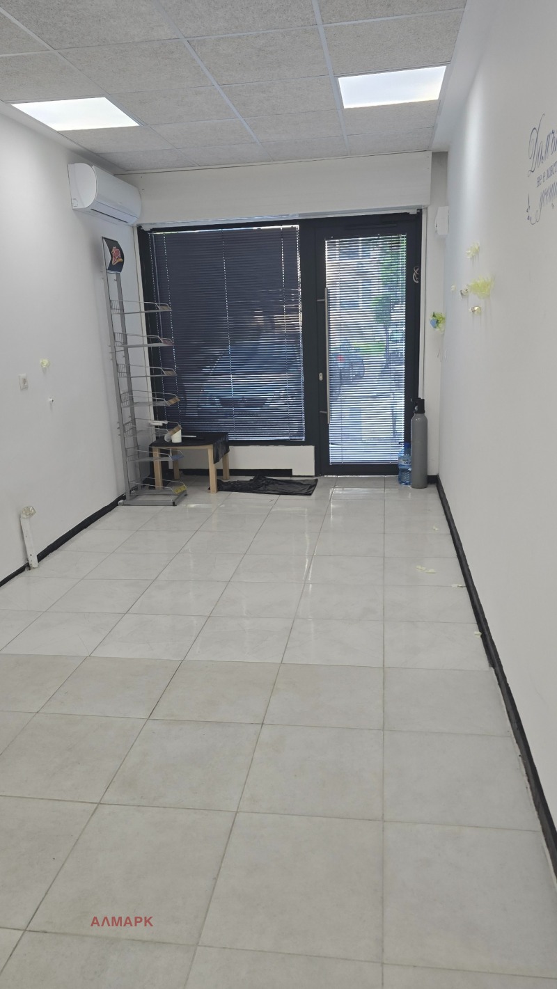 K pronájmu  Kancelář Sofia , Sveta Troica , 17 m2 | 41427709 - obraz [5]