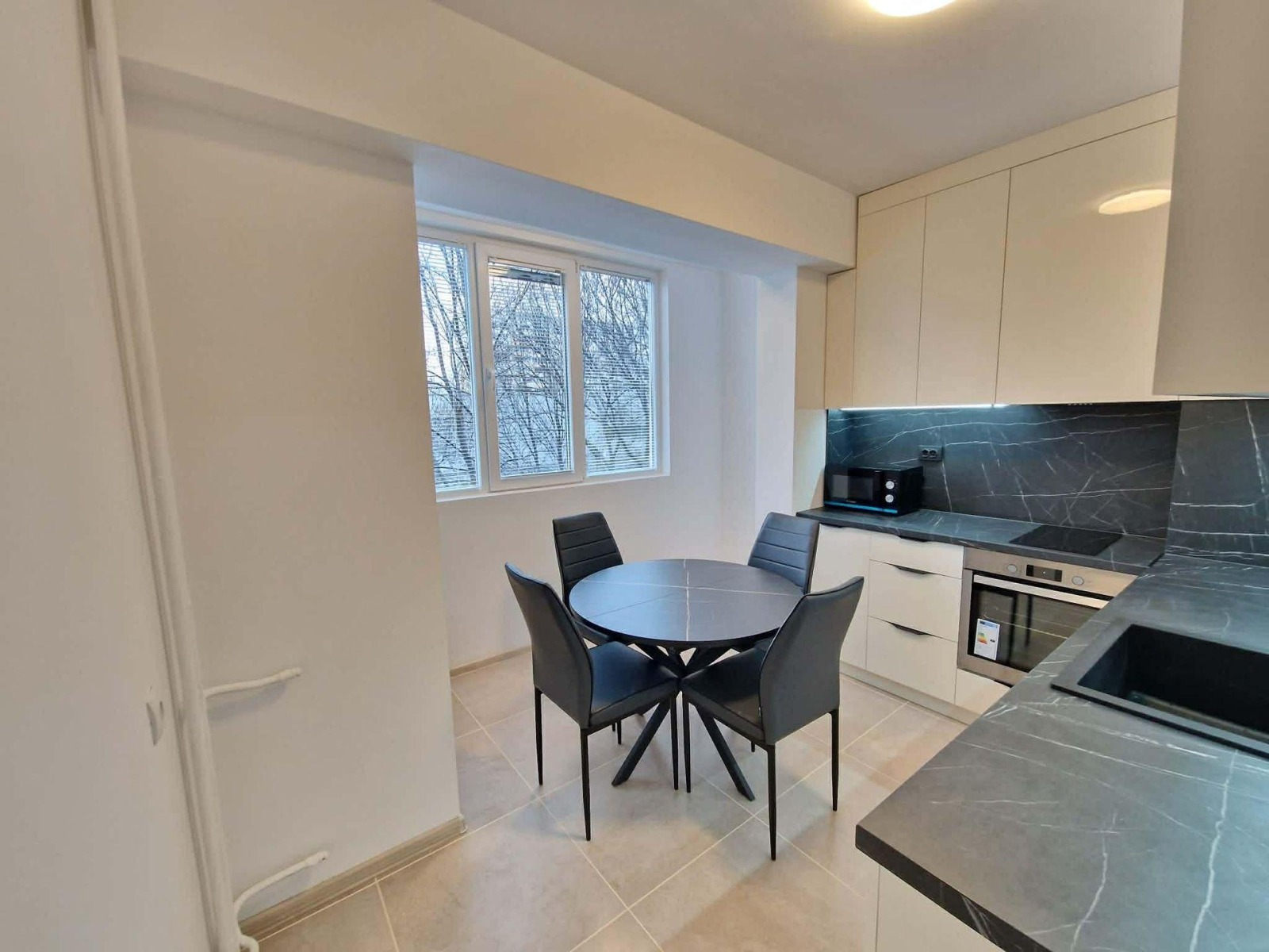 Дава под наем 2-СТАЕН, гр. София, Дружба 1, снимка 2 - Апартаменти - 53998172