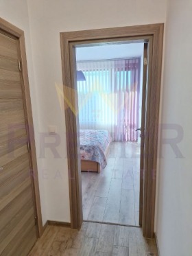 1 makuuhuone Pogrebi, Varna 9