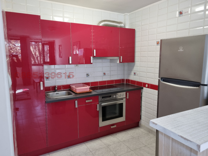 Дава под наем 3-СТАЕН, гр. Пловдив, Младежки Хълм