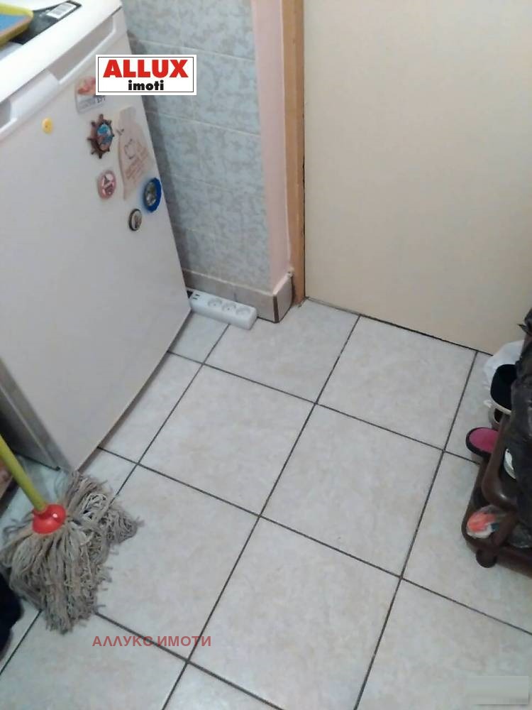 Дава под наем АТЕЛИЕ, ТАВАН, гр. Русе, Родина 2, снимка 8 - Апартаменти - 53430203