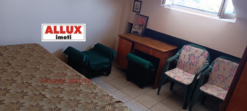 Дава под наем АТЕЛИЕ, ТАВАН, гр. Русе, Родина 2