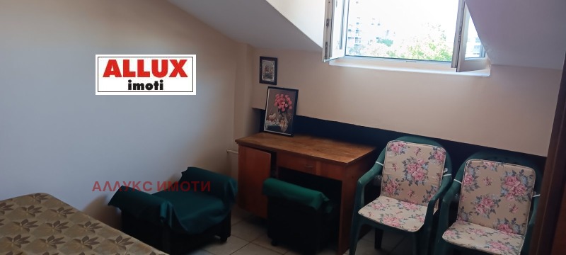 Дава под наем АТЕЛИЕ, ТАВАН, гр. Русе, Родина 2, снимка 5 - Апартаменти - 53430203