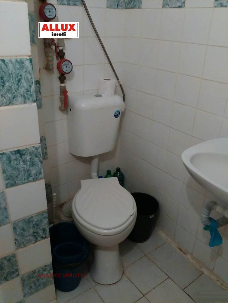 Дава под наем АТЕЛИЕ, ТАВАН, гр. Русе, Родина 2, снимка 2 - Апартаменти - 53430203