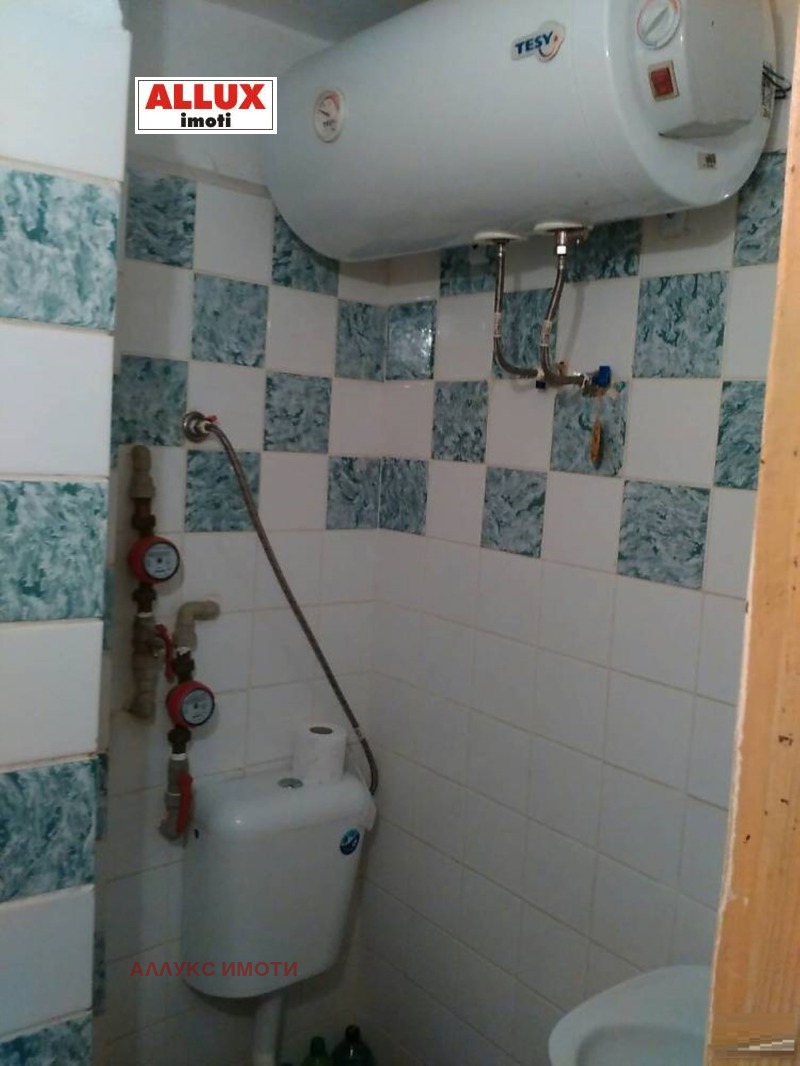 Дава под наем АТЕЛИЕ, ТАВАН, гр. Русе, Родина 2, снимка 7 - Апартаменти - 53430203