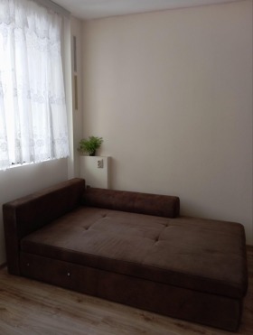 1 quarto Zapaden park, Sofia 3