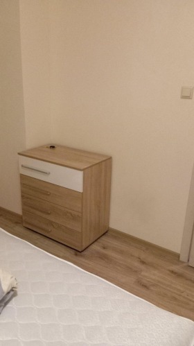 1 quarto Zapaden park, Sofia 5