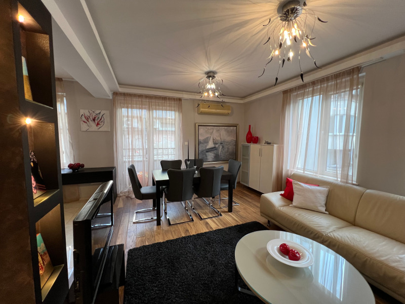 Дава под наем  3-стаен град София , Център , 120 кв.м | 95164924 - изображение [2]