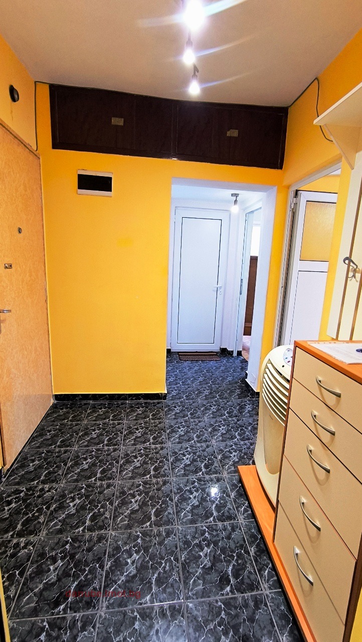 Дава под наем 4-СТАЕН, гр. Русе, Център, снимка 12 - Апартаменти - 53301355