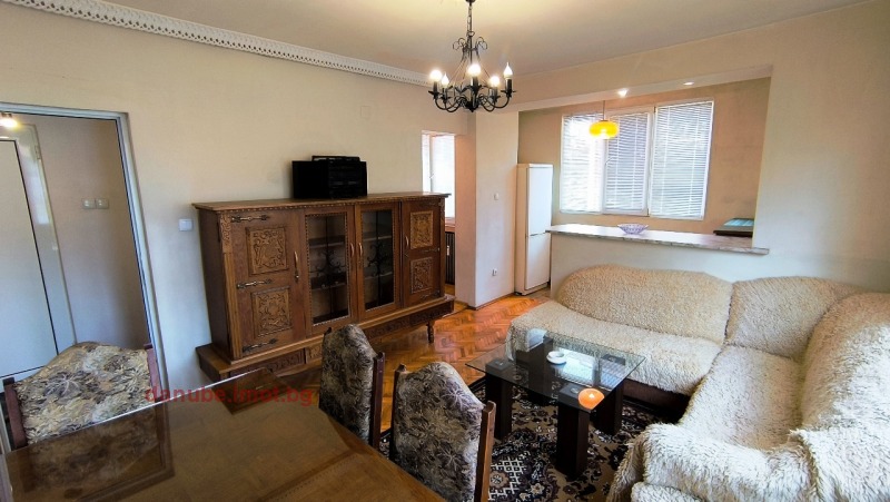 Дава под наем 4-СТАЕН, гр. Русе, Център, снимка 2 - Апартаменти - 53301355