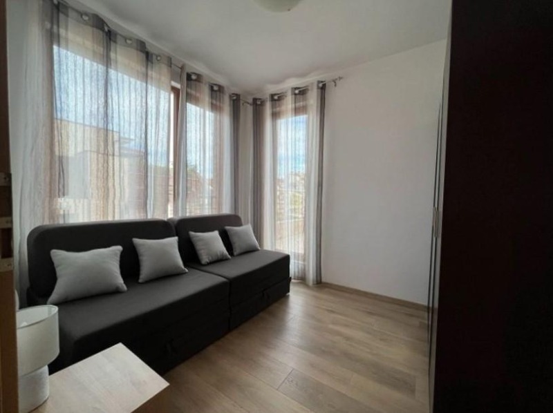 Zu vermieten  1 Schlafzimmer Sofia , Banischora , 50 qm | 12926139