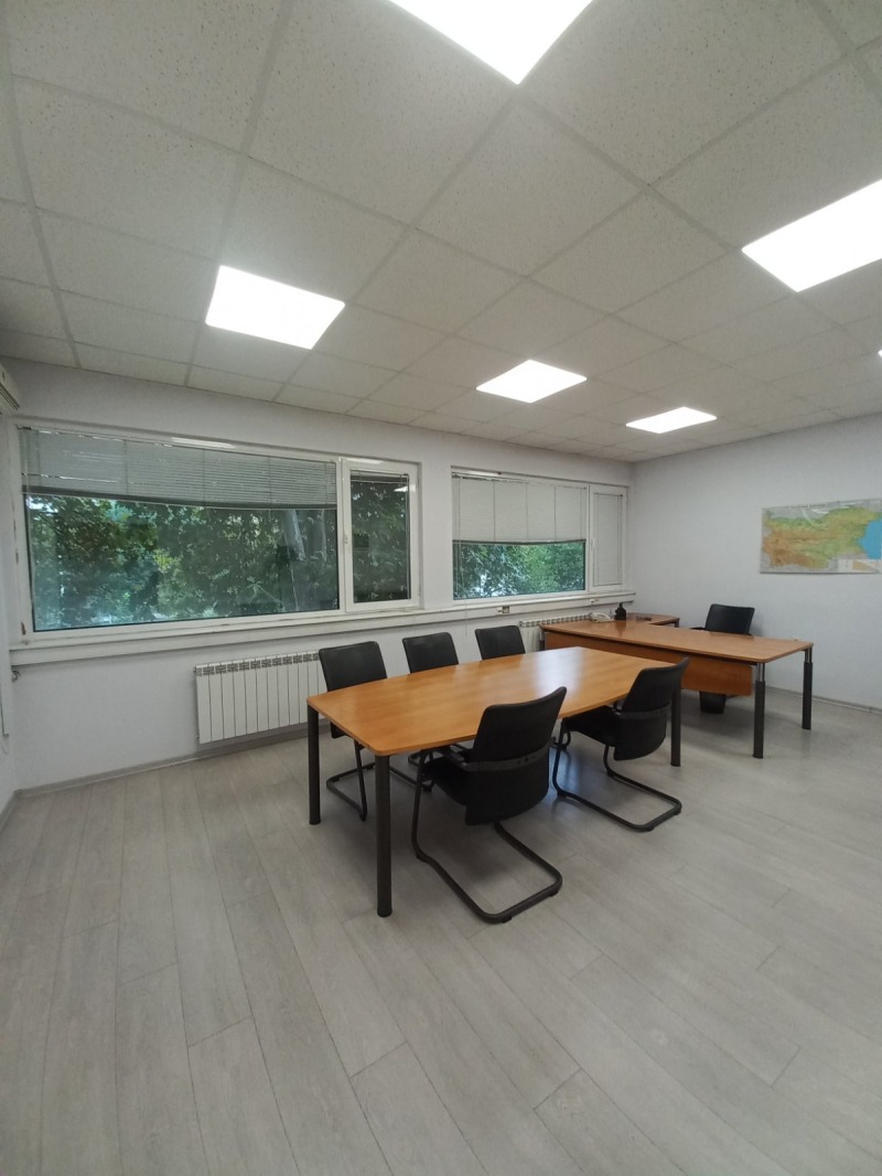 För uthyrning  Kontor Plovdiv , Karsjijaka , 115 kvm | 57392823 - bild [3]