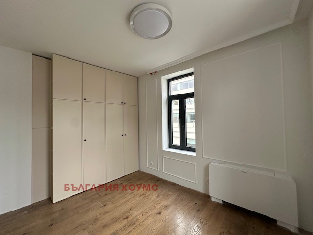 Дава под наем 3-СТАЕН, гр. София, Център, снимка 7 - Апартаменти - 54068709