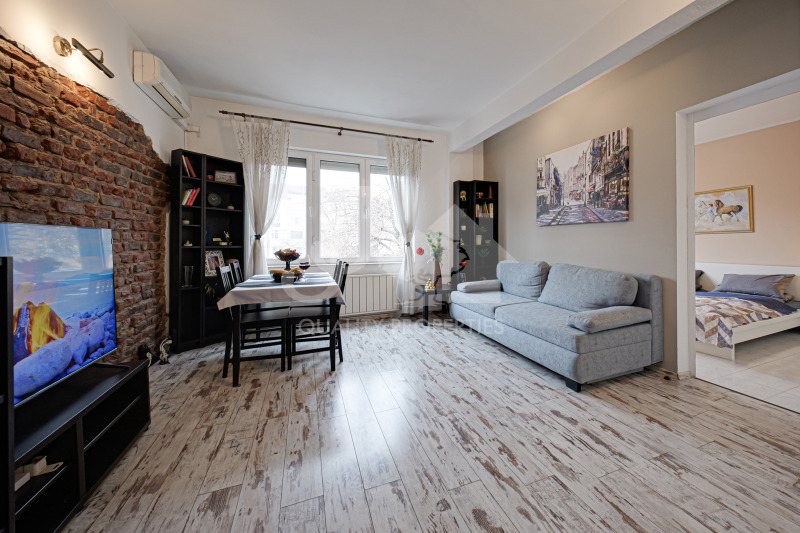 Под наем 3-СТАЕН, град София, Център • 700 € / 1369.08 лв. • 74210760 1