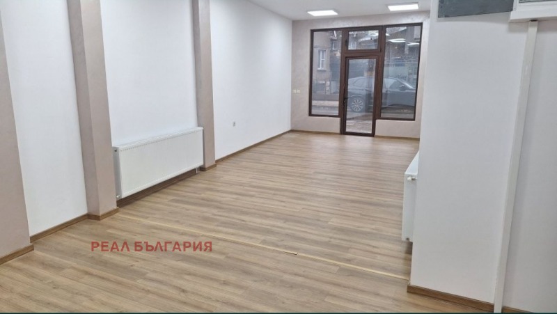 Дава под наем ОФИС, гр. Русе, Център