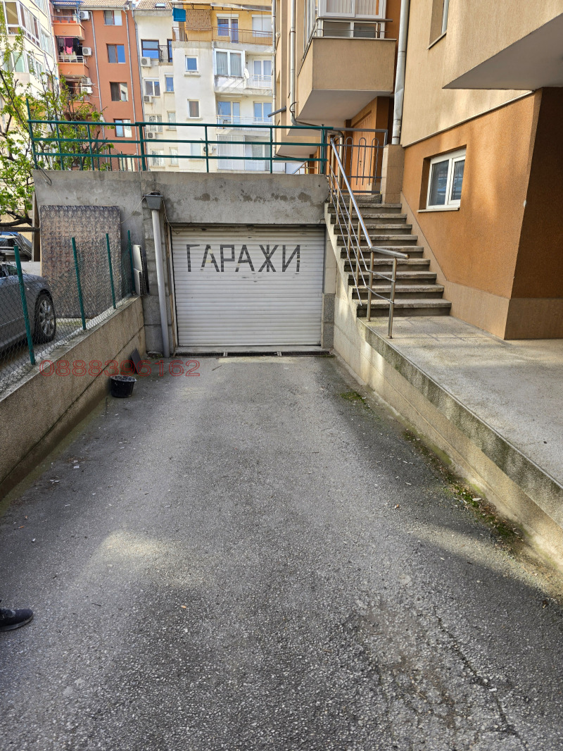 Te huur  Garage Pleven , Idealen tsentar , 16 m² | 18401345