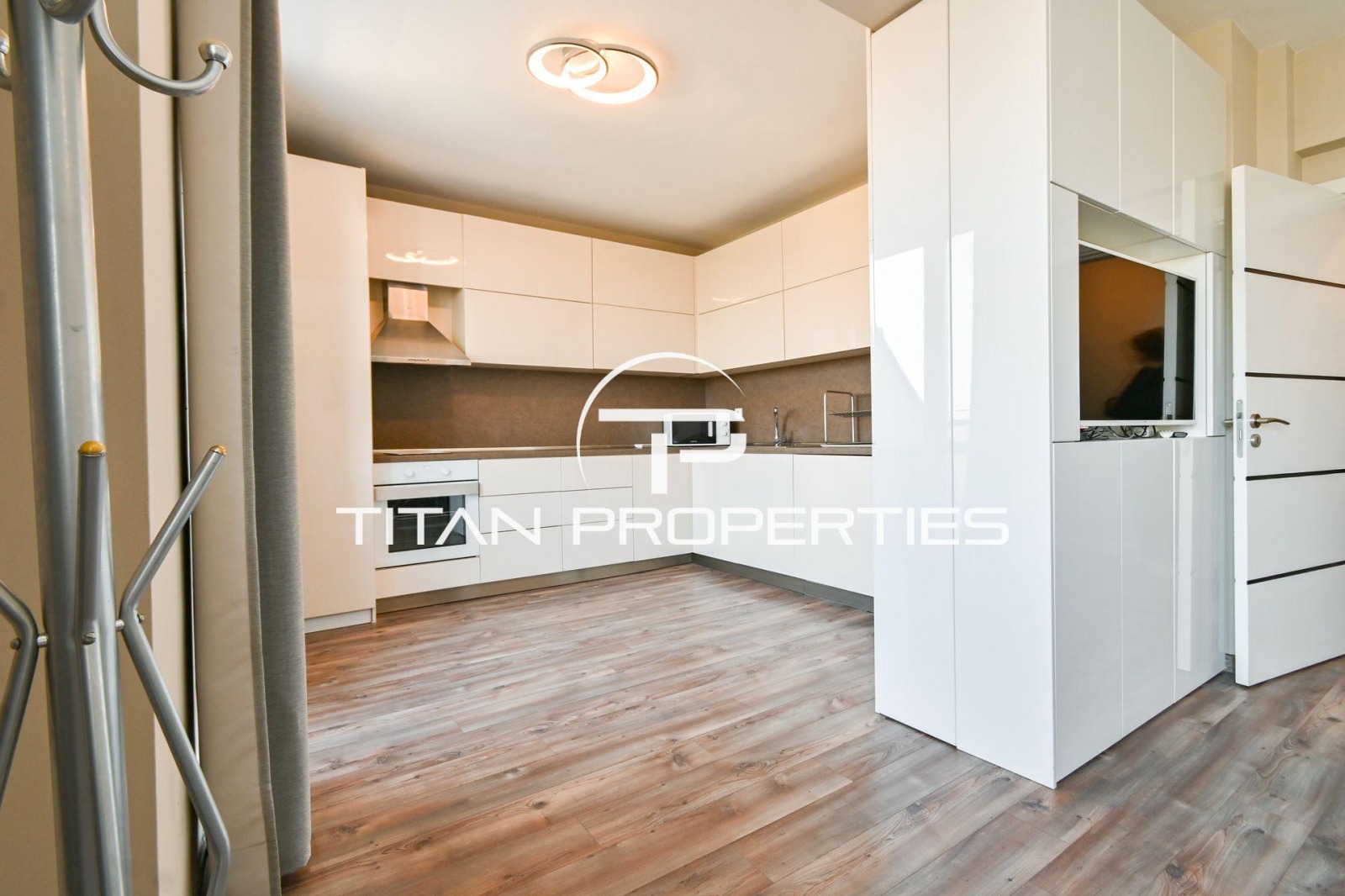 Дава под наем 3-СТАЕН, гр. София, Студентски град, снимка 4 - Апартаменти - 53377605