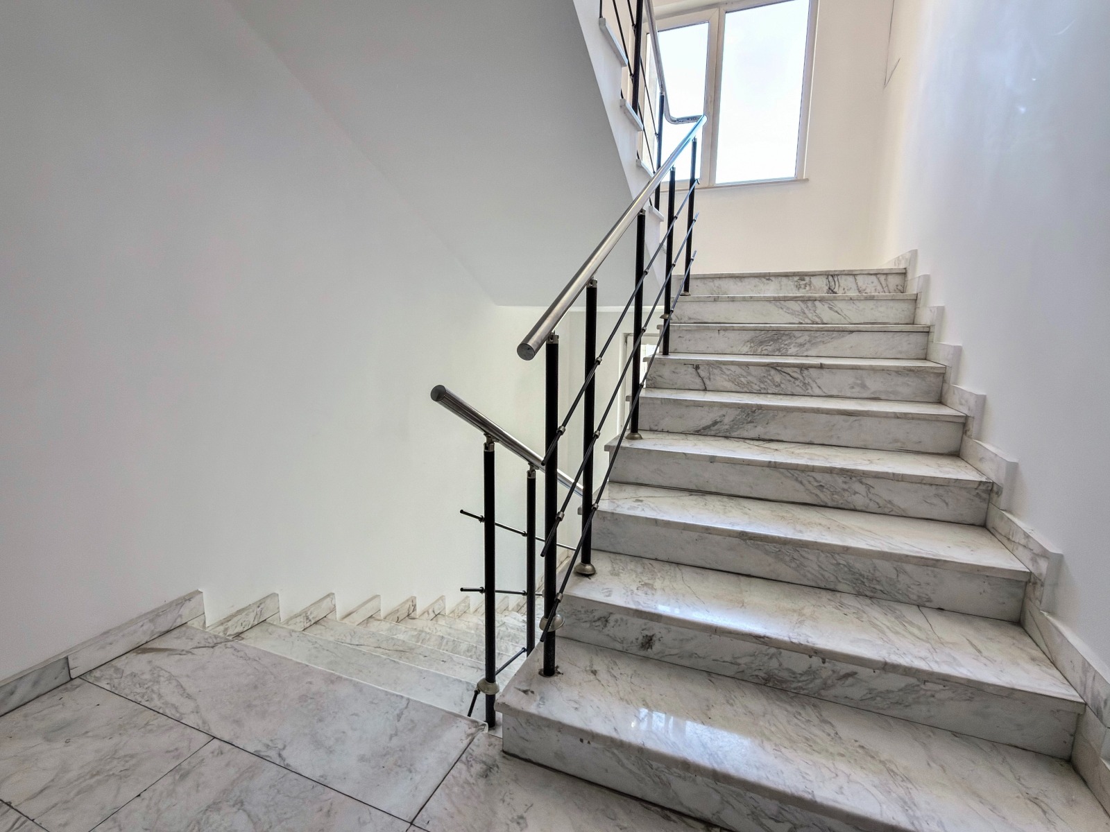 ���� ��� ���� 2-����� | Imot.bg � ����������� 16