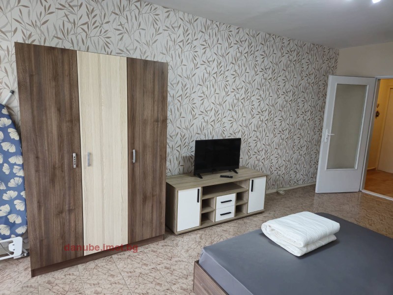 För uthyrning  1 sovrum Ruse , Vazrajdane , 78 kvm | 77029238 - bild [6]